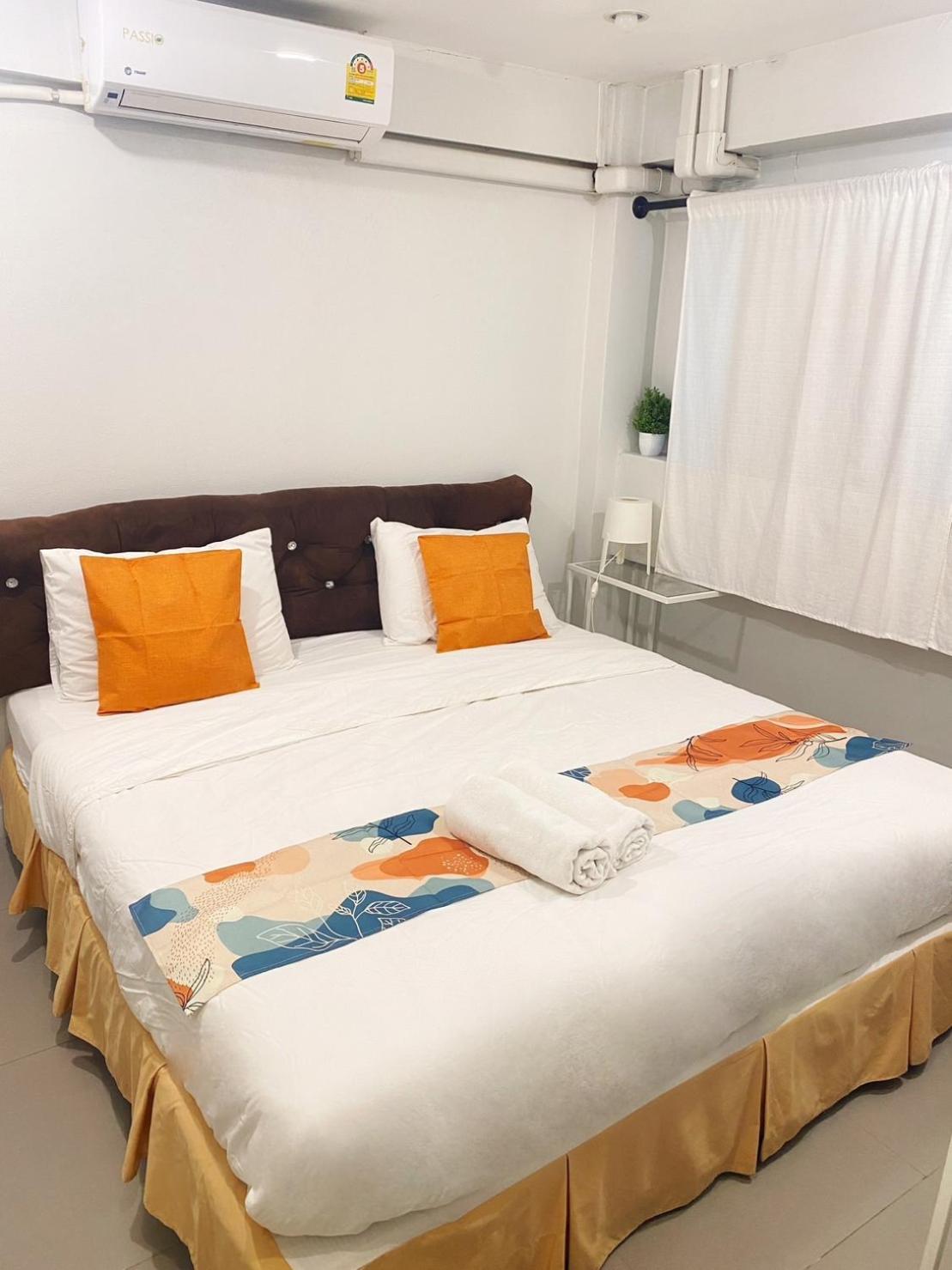 101 Seoul Hostel Bangkok Exteriör bild